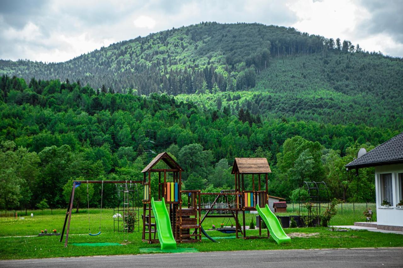 Pensiunea Arc Bucovina วามา ภายนอก รูปภาพ
