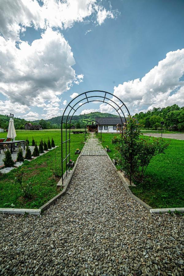 Pensiunea Arc Bucovina วามา ภายนอก รูปภาพ